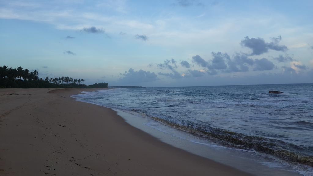Chillenjoy Cabanas & Restaurant Tangalle Exterior photo
